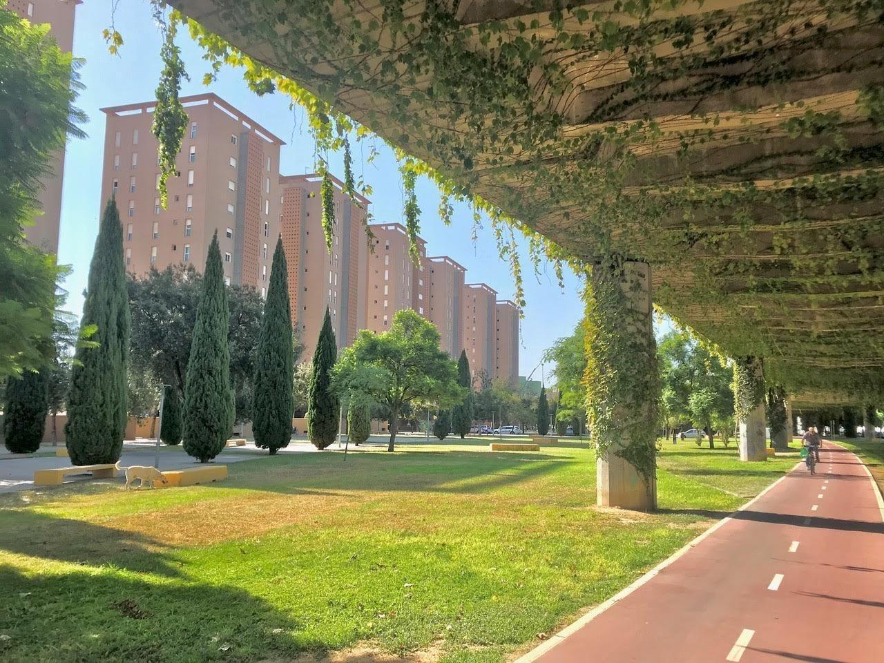 APARTAMENTO CÉNTRICO CON GARAJE Y ASCENSOR
