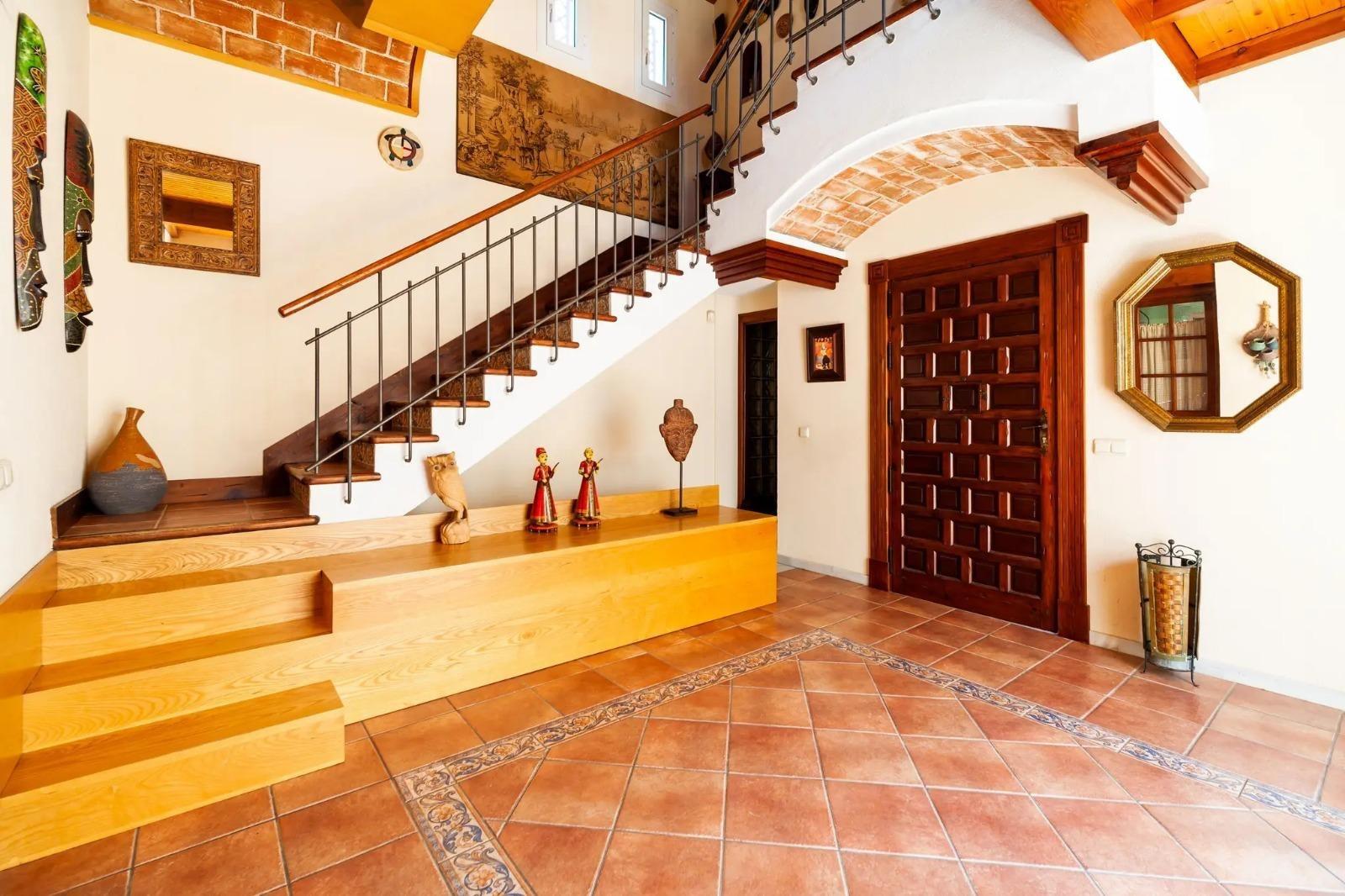 PRECIOSO CHALET DE LUJO EN MAYORAZGO ALTO( CHICLANA DE LA FRONTERA)