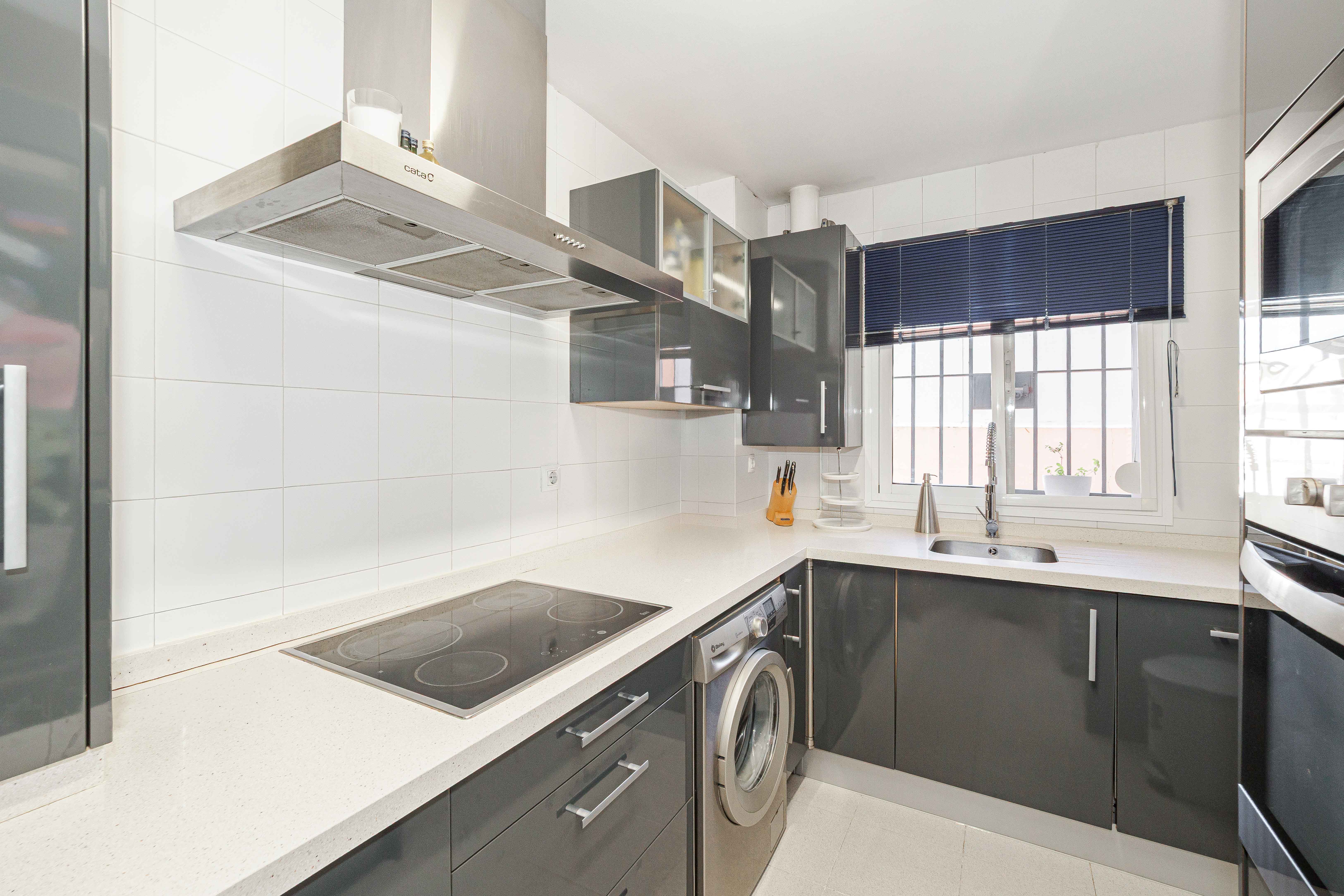 Piso con garaje y trastero muy bien situado en Dos Hermanas