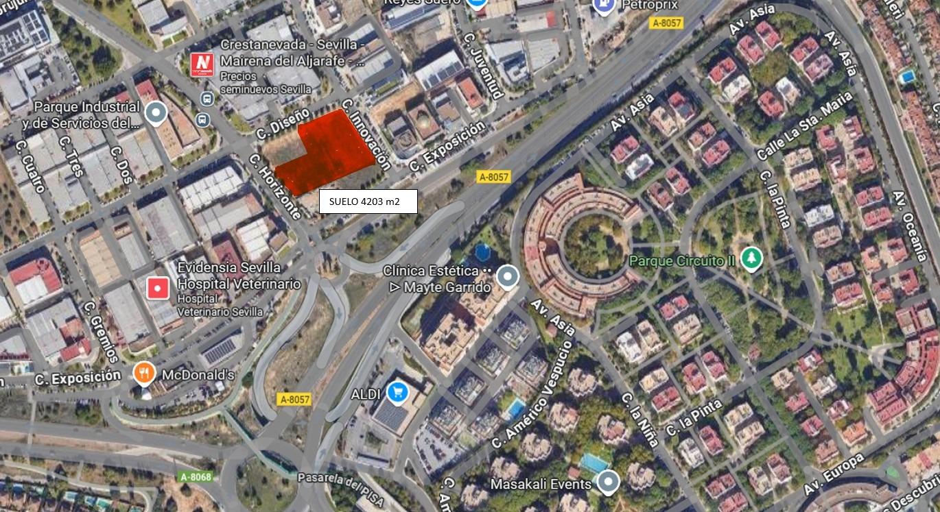 SUELO CON FACHADA A TRES CALLES EN LA MEJOR UBICACIÓN DE POLÍGONO PISA