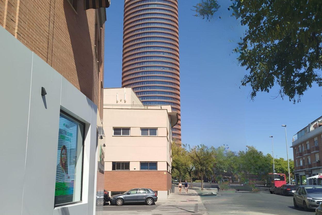 PLAZA DE GARAJE JUNTO A EL CACHORRO, TRIANA.