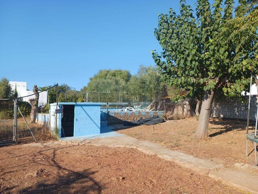 TERRENO URBANIZABLE NO CONSOLIDADO DE 1000 M2 CON PISCINA INCLUIDA