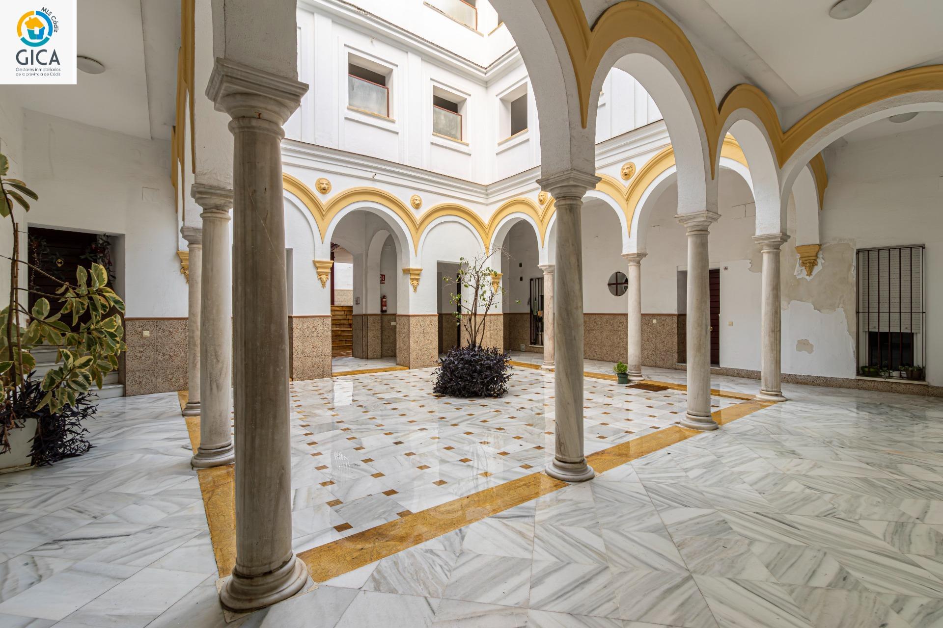 VIVIENDA DE PROTECCIÓN OFICIAL EN EL CENTRO DE JEREZ