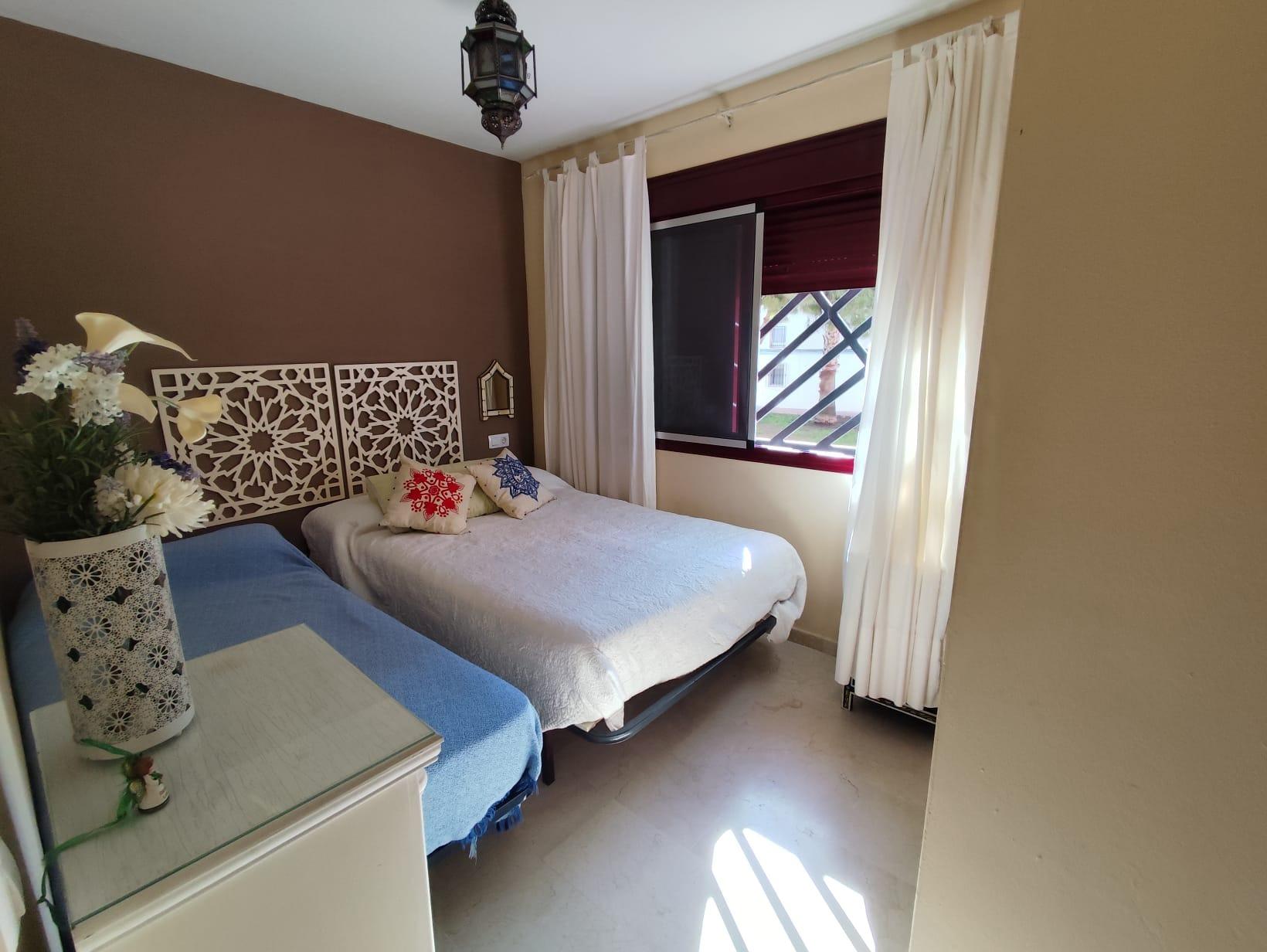 Encantador bajo muy luminoso en zona Huerta Fava