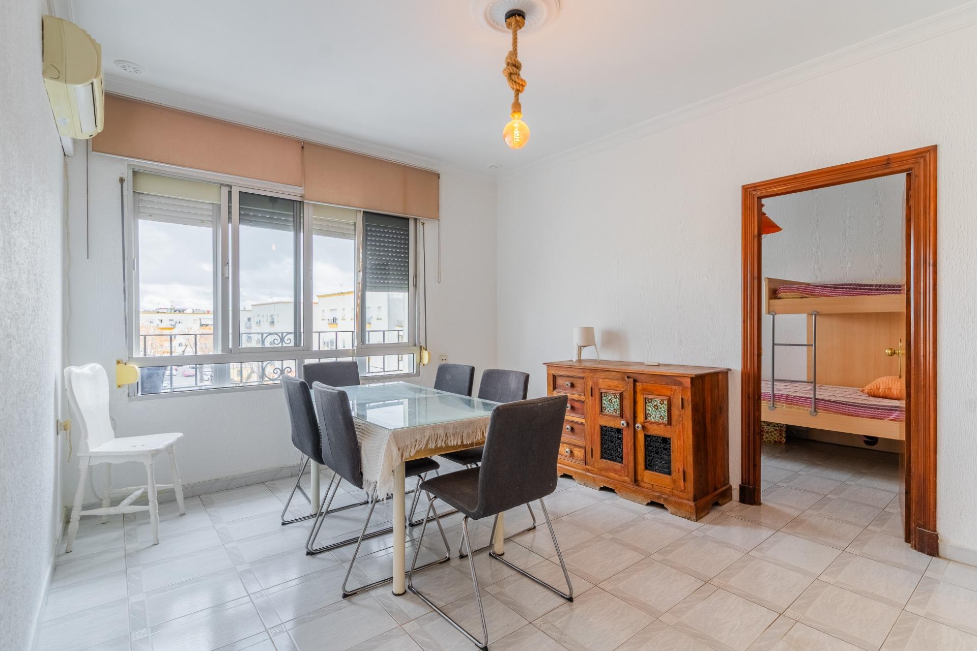 Piso muy soleado en La Constancia