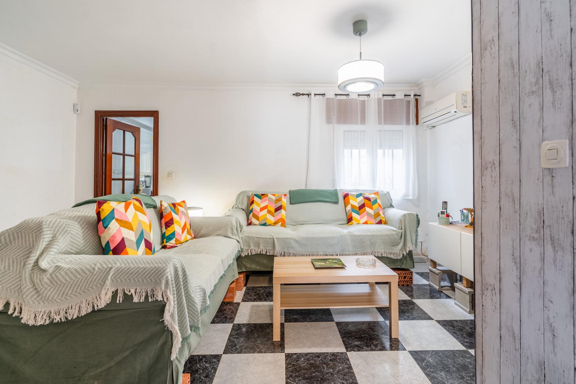 CASA UNIFAMILIAR EN VENTA EN LA LIBERACIÓN