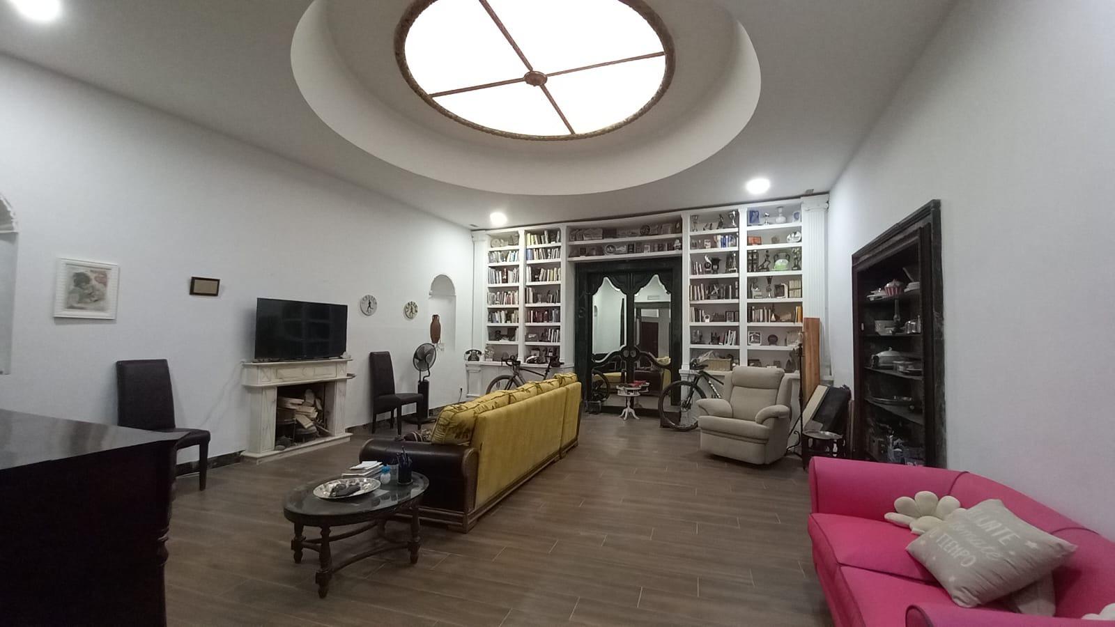 MARAVILLOSO PISO EN EL CENTRO DE JEREZ