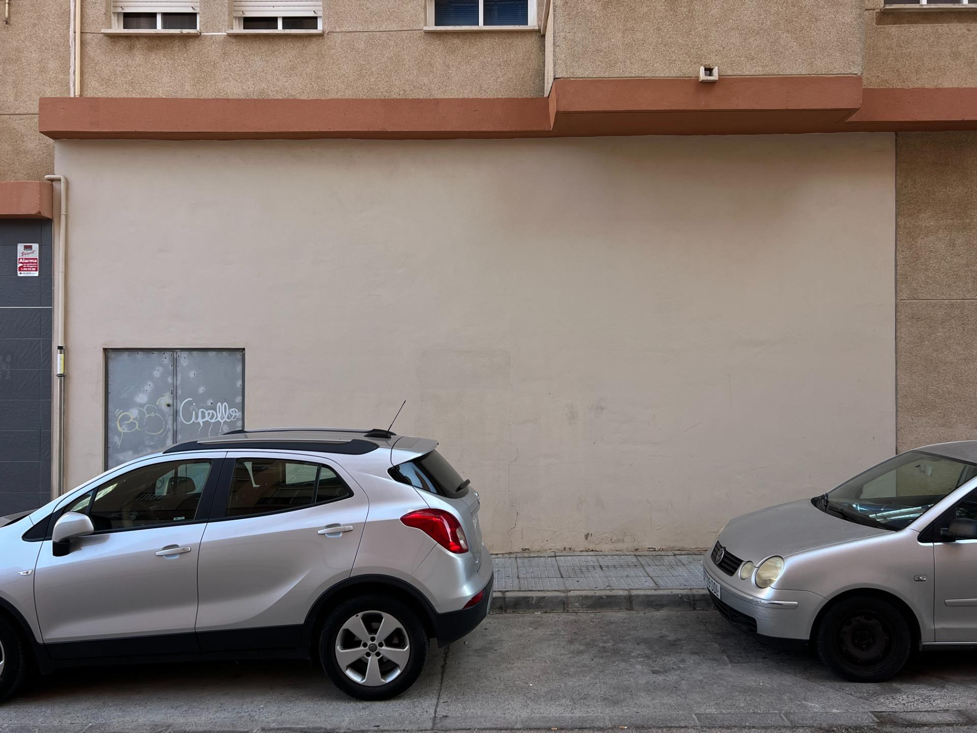 Local Comercial con opción de cambio de uso a RESIDENCIAL