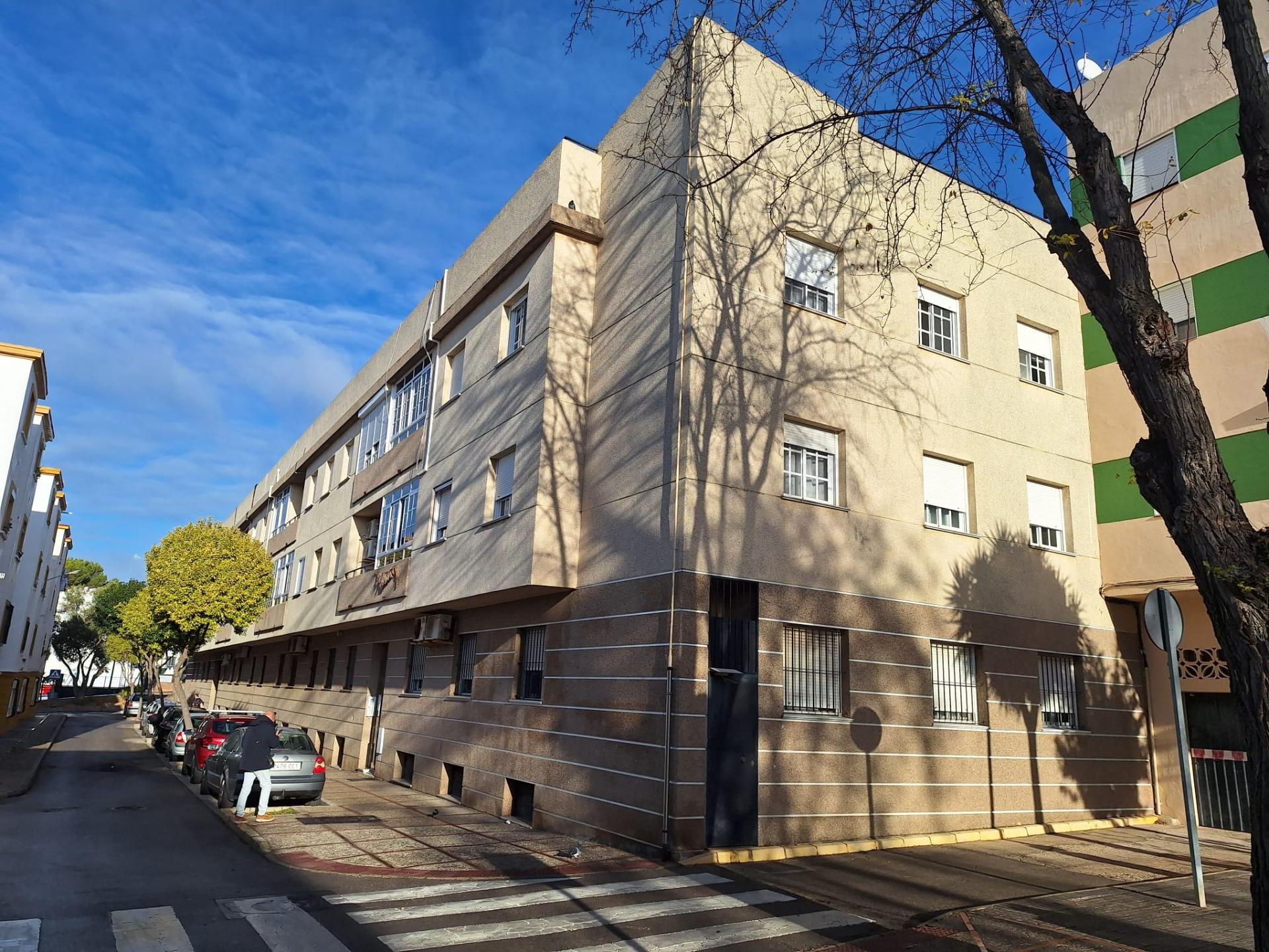 Apartamento con garaje cerrado a la venta