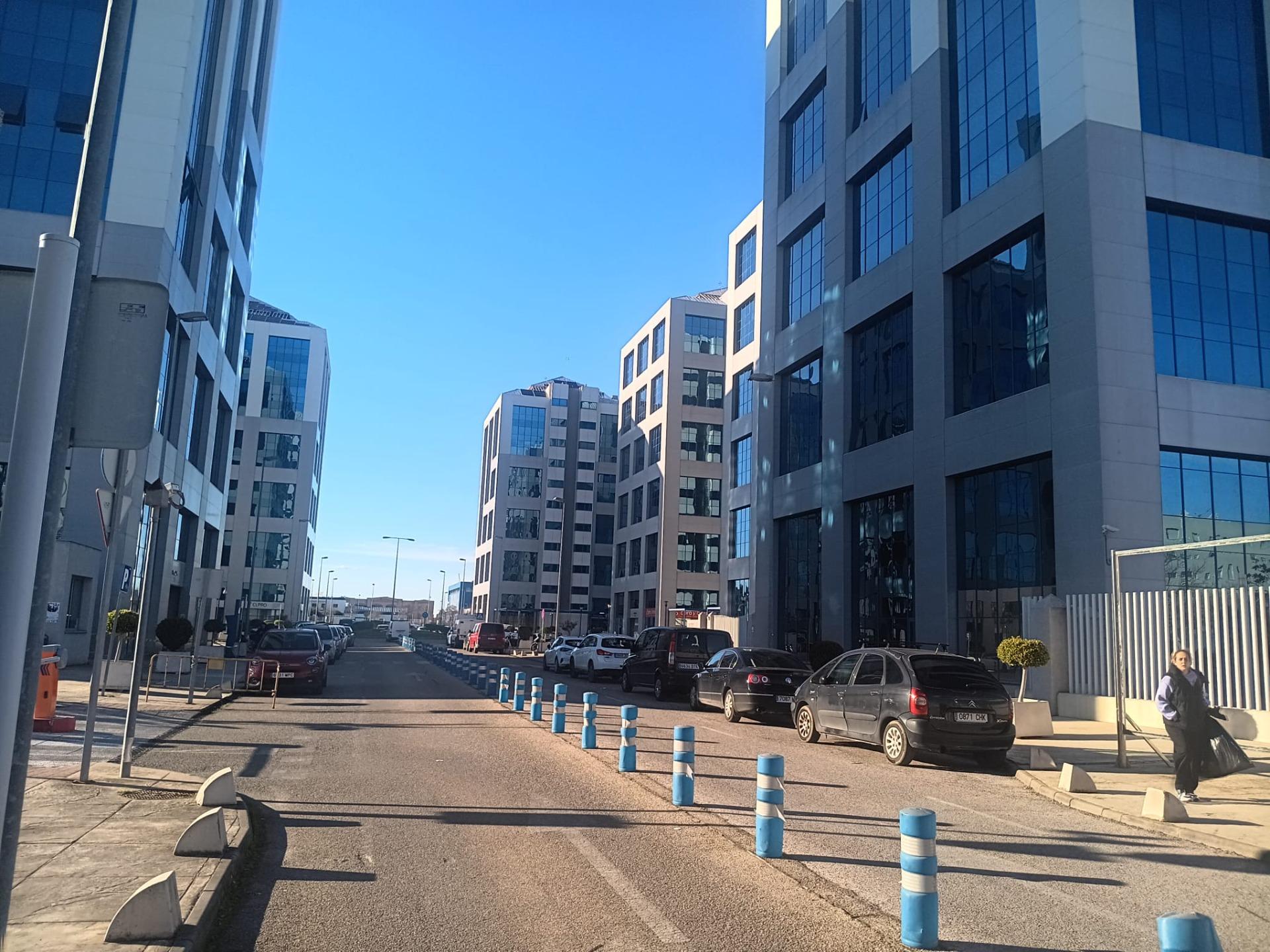 Local en venta en Parque Empresarial Nuevo Torneo – Sevilla