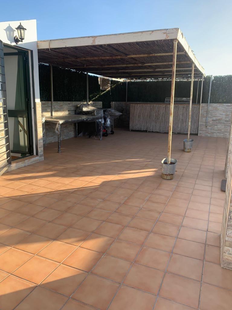 GRAN ATICO CON UNAS VISTAS MARAVILLOSAS Y UNA GRAN TERRAZA