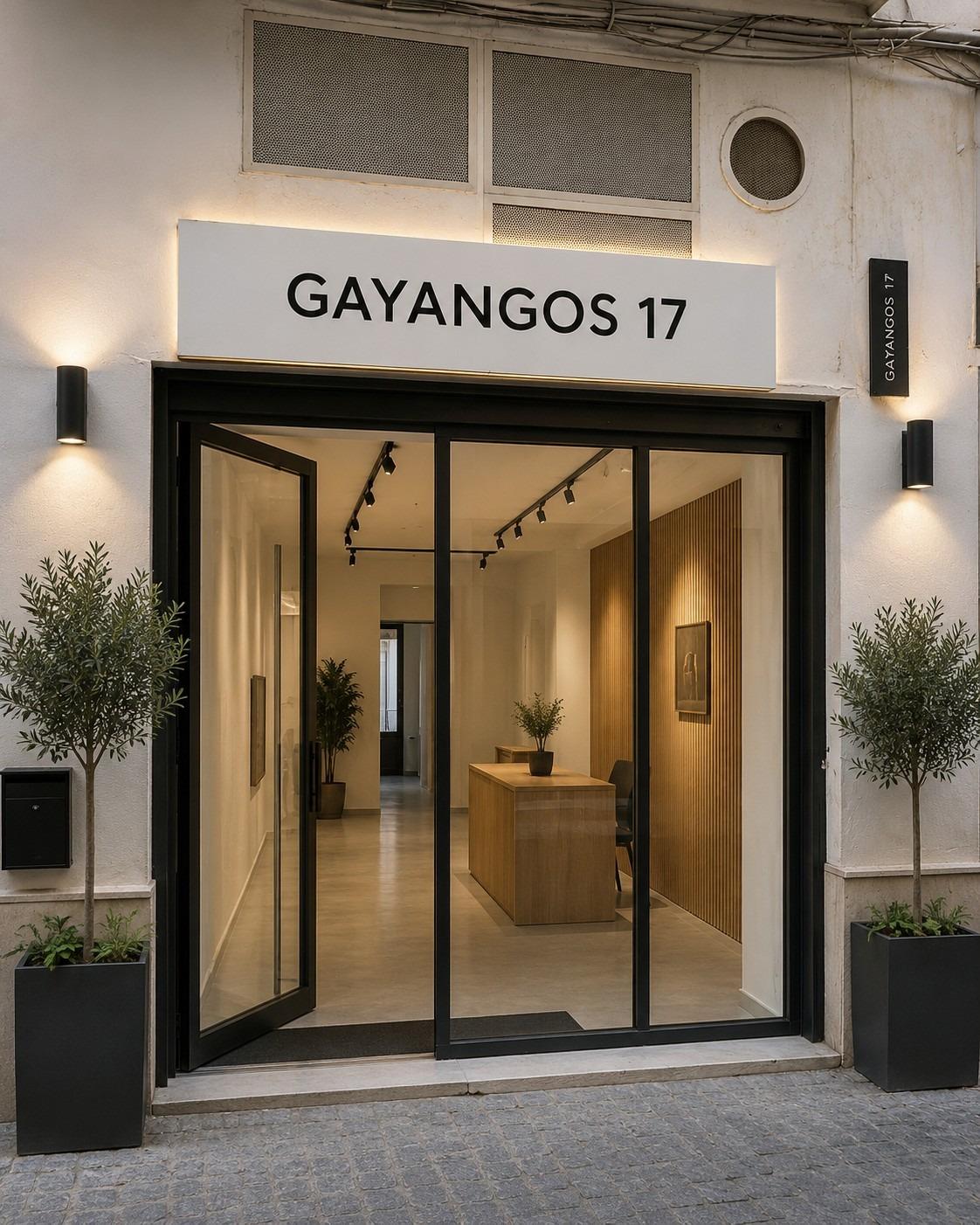 LOCAL CON GRAN POTENCIAL EN ZONA SAN LORENZO | 54 m² | 3,30 m DE ALTURA | SIN COMUNIDAD