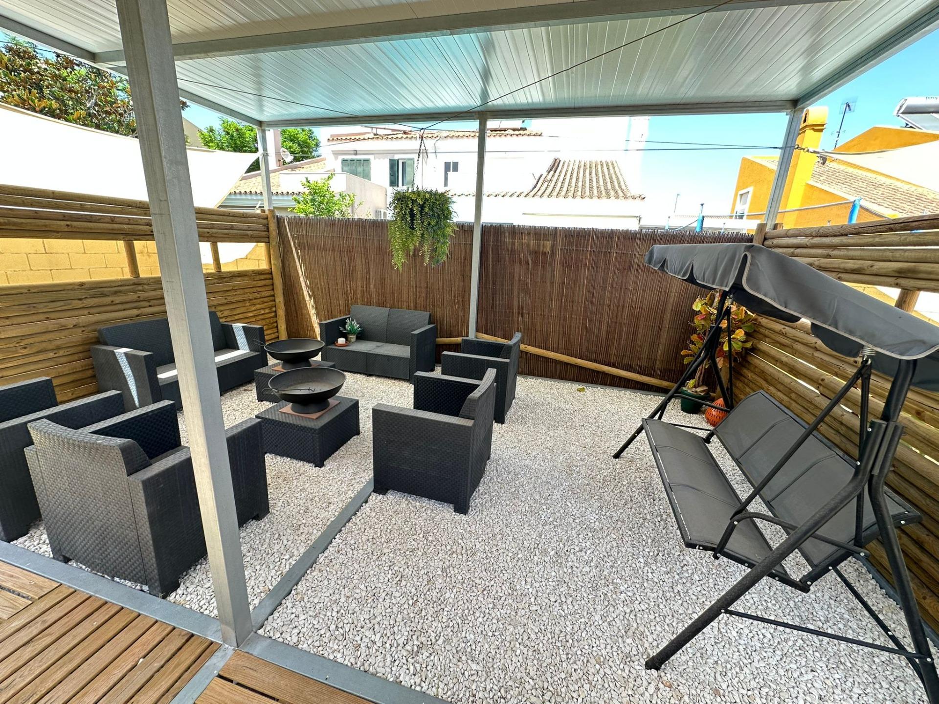 ESPACIO, LUZ Y PRIVACIDAD EN LA VEGA DEL GOLF – LOS BARRIOS