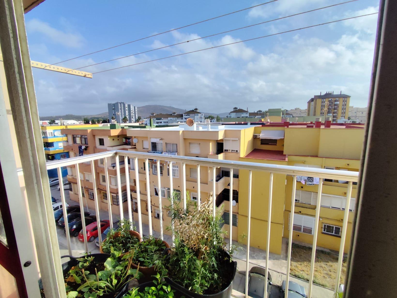 ¡AMPLIO PISO EN CUARTA PLANTA EN LA LÍNEA DE LA CONCEPCIÓN!