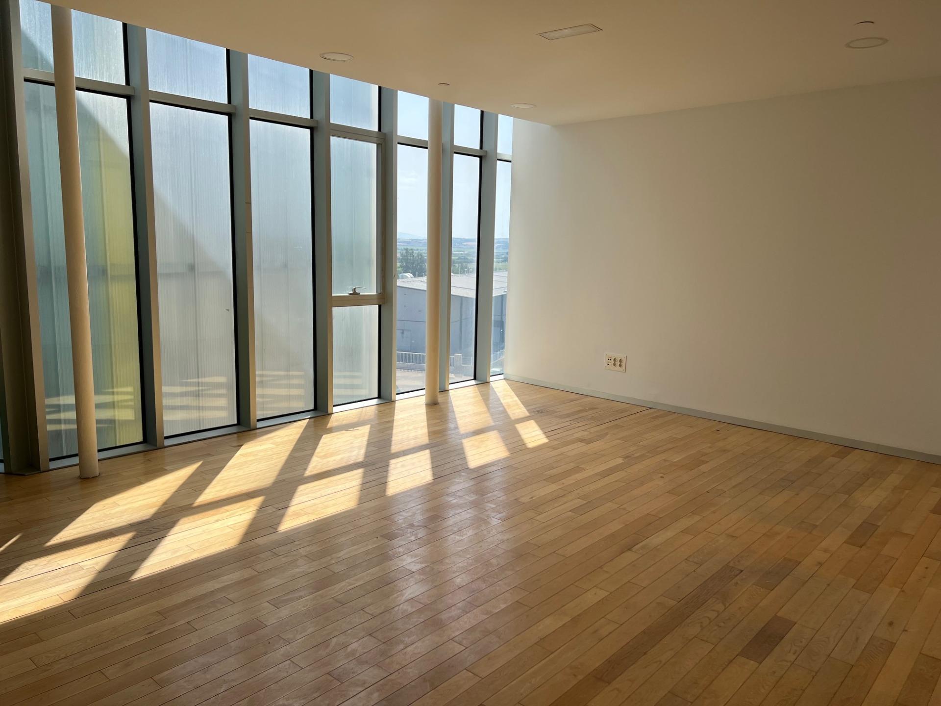 Oficina en edificio moderno y funcional en el Parque Tecnológico Agroalimentario de Jerez