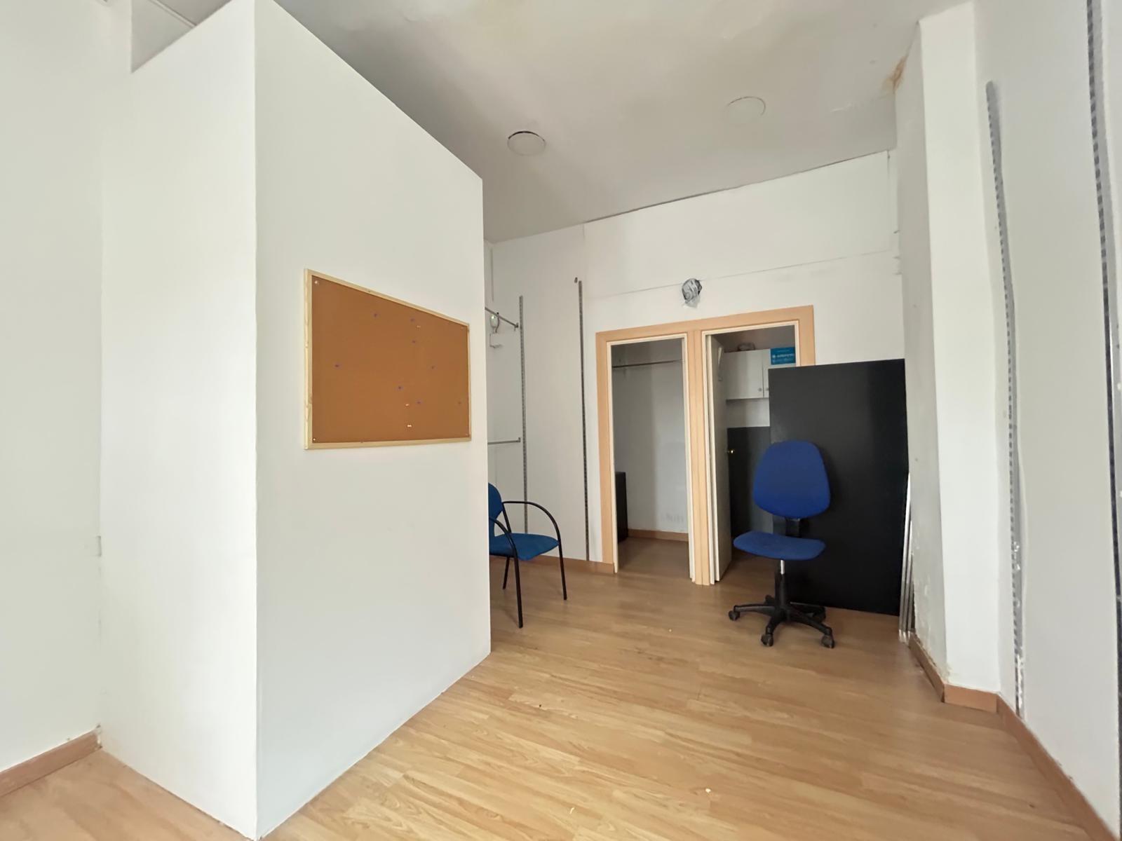 INVERSIÓN, LOCAL COMERCIAL DIVIDIDO EN 2