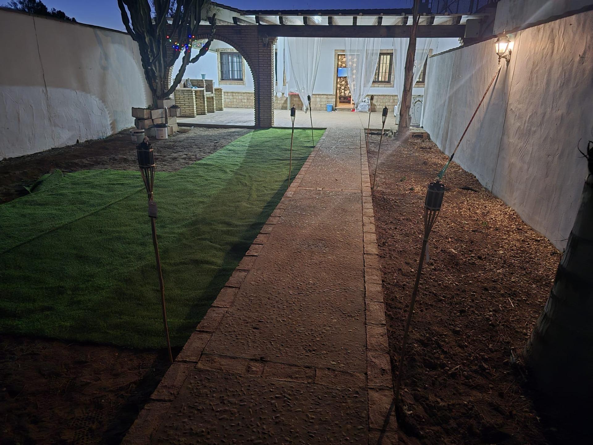 OPORTUNIDAD DE NEGOCIO Y VIVIR A ESCASOS METROS DE LA PLAYA