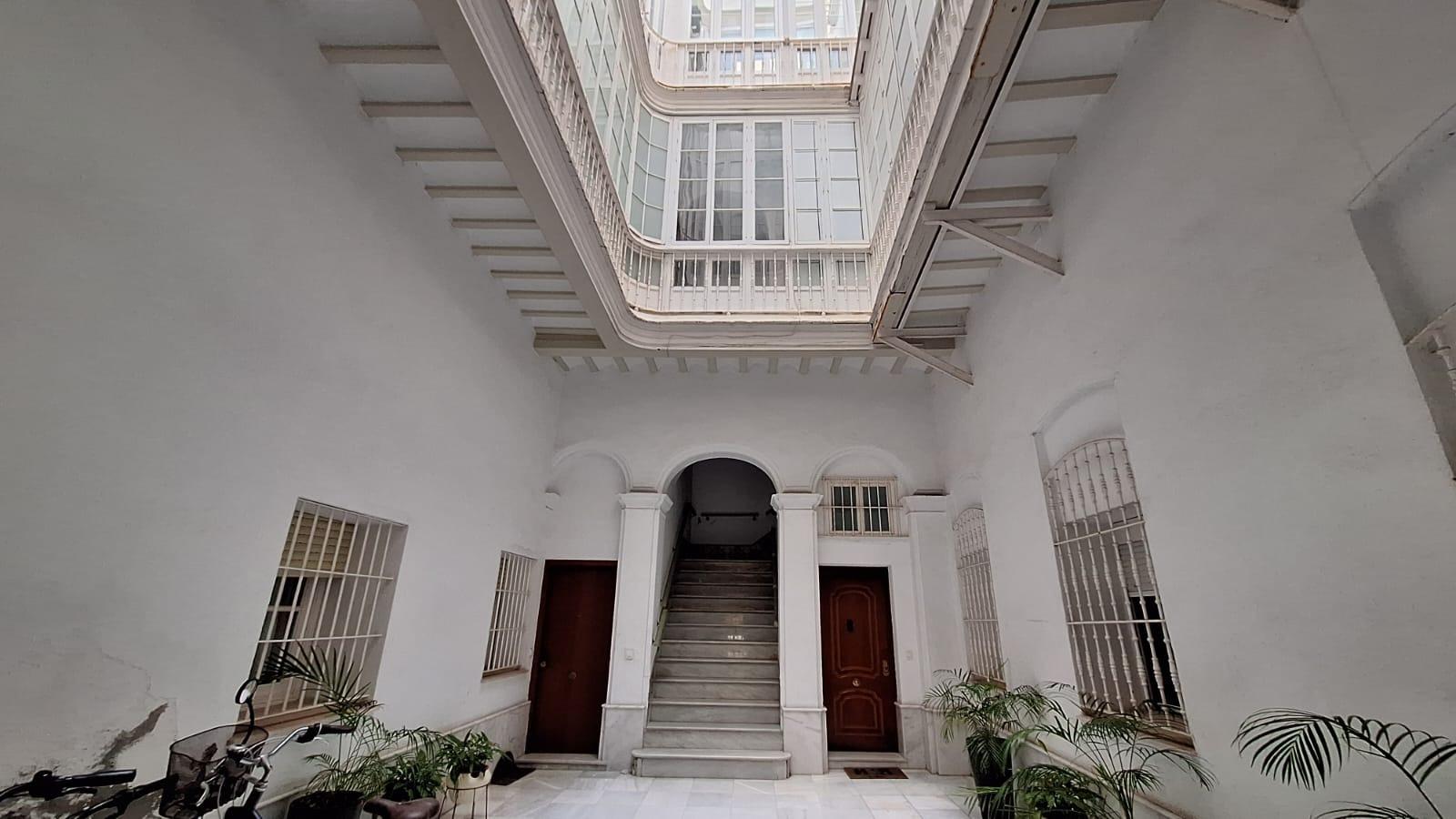 Oportunidad junto a la Plaza de España