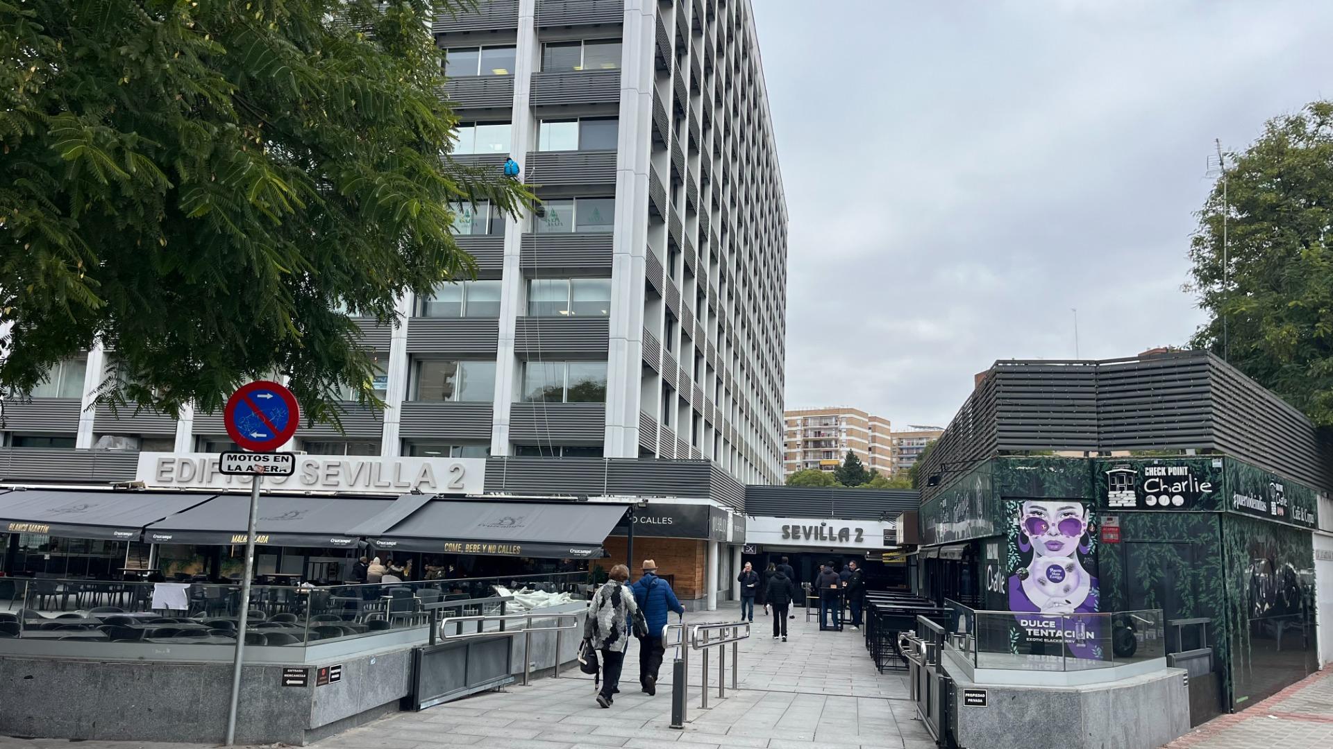 Local en venta en Avda San Francisco Javier, Sevilla 2